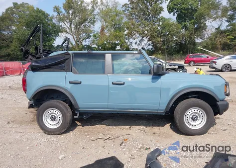 2022 Ford Bronco z USA, uszkodzony, nr VIN 1FMDE5BHXNLB71536
